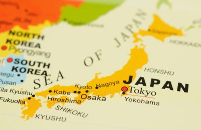 Carte du Japon mettant en évidence les principales villes comme Tokyo, Osaka, Kyoto et Hiroshima, utilisée pour situer les régions productrices de spiritueux japonais. Article de blog sur le rhum japonais image 1 Le Club des Connaisseurs